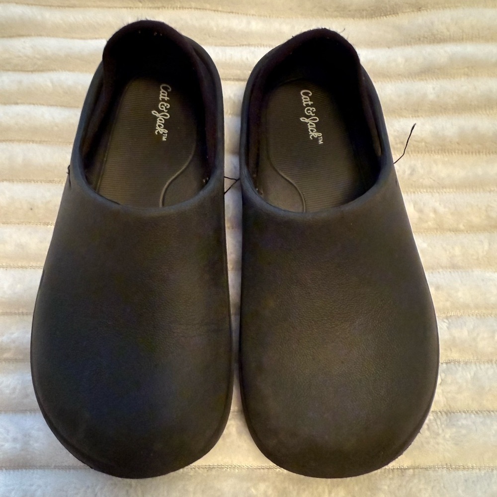 Cat & Jack Black Kids Footwear